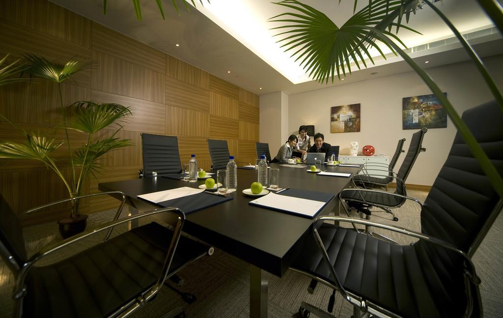 Pullman Kuching Hotell Bekvämligheter bild Meeting room at the hotel